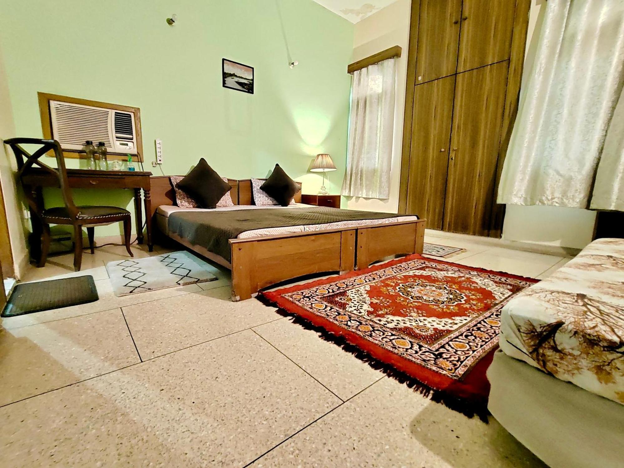 Uvs Homestay Haridwār Εξωτερικό φωτογραφία